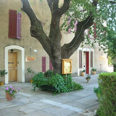 Hostellerie Le Mirabeau Peyrolles-en-Provence Exterior foto